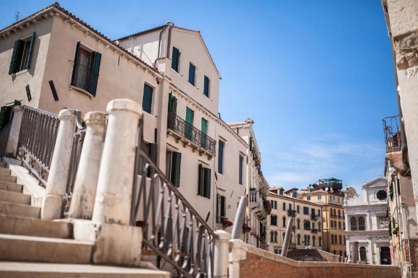 Liassidi Wellness Suites image 27